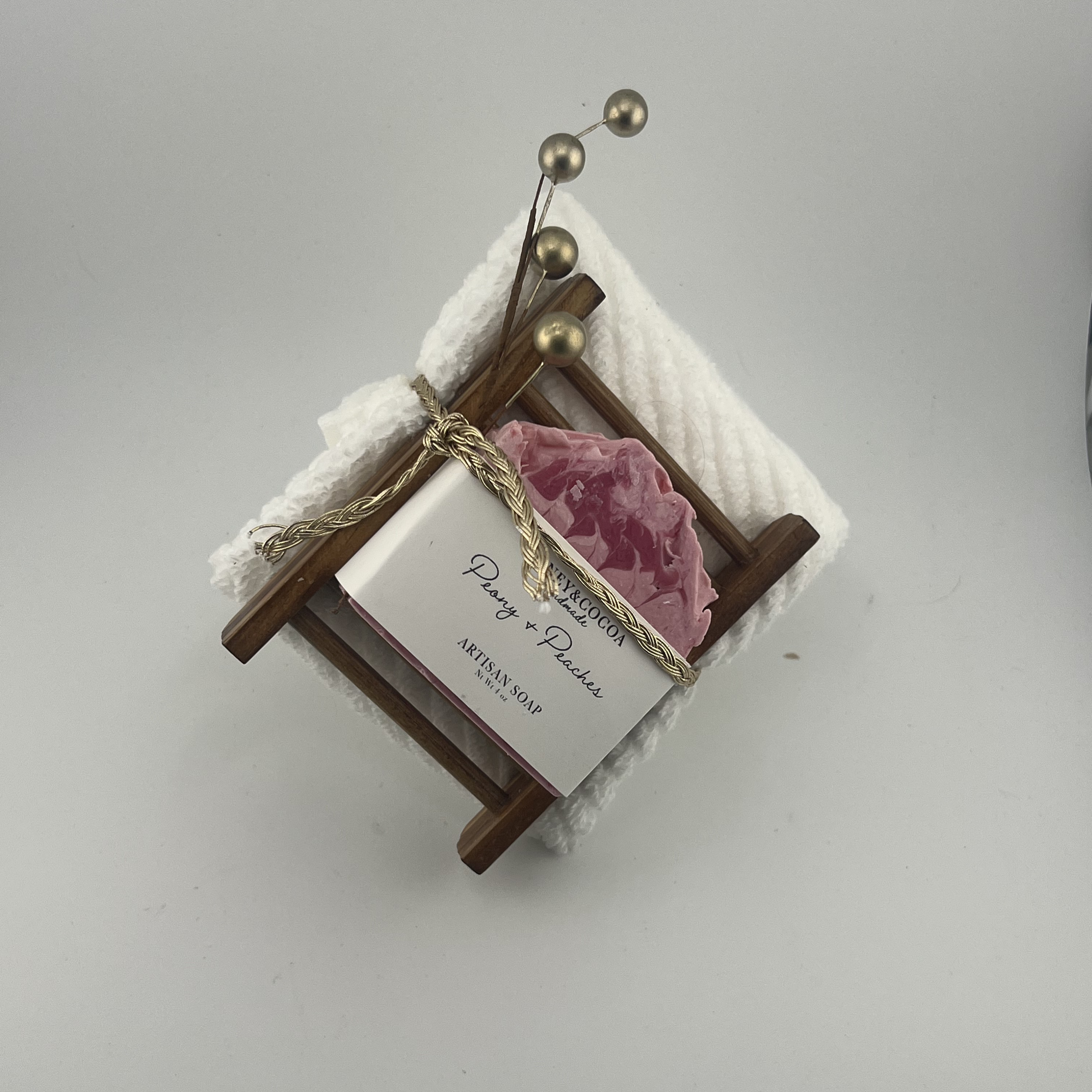 Peony & Peaches - Holiday